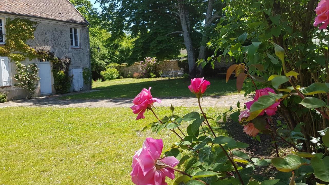 Maison de charme en forêt de Fontainebleau Recloses Exterior foto